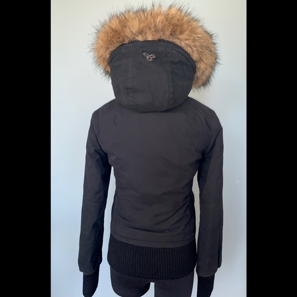 TNA Verbier Parka Short - Picture 3 of 9